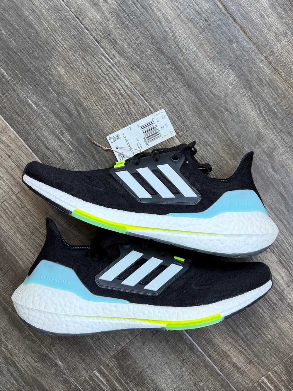 NWT brand new Adidas Wmns UltraBoost 22 'Black Blue Yellow' 10.5 black white